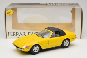 Ferrari 365 GTS/4 Daytona Descapotable Amarillo Techno Giodi 1:18 740028 Metal - imagen 8 de 8