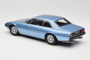 Ferrari 365 GT4 2+2 Azul KK-Scale 1:18 KKDC180162 Metal - imagen 5 de 6
