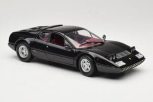 Ferrari 365 GT4/BB Negro Kyosho 1:18 08173K Metal - imagen 6 de 8
