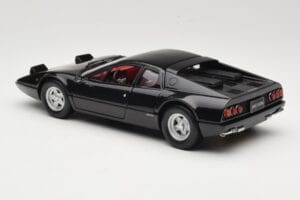 Ferrari 365 GT4/BB Negro Kyosho 1:18 08173K Metal - imagen 7 de 8