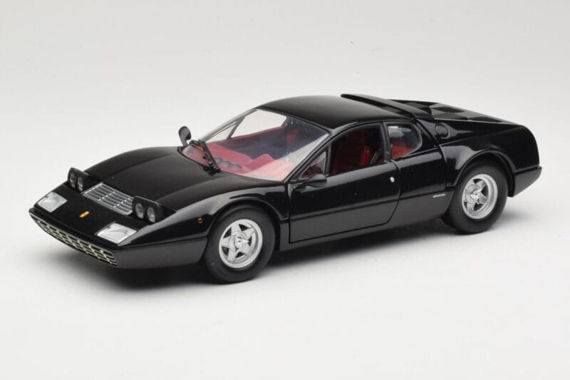 Ferrari 365 GT4/BB Negro Kyosho 1:18 08173K Metal