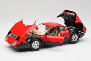 Ferrari 365 GT4/BB Rojo Kyosho 1:18 08173R Metal - imagen 2 de 8