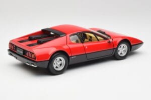 Ferrari 365 GT4/BB Rojo Kyosho 1:18 08173R Metal - imagen 3 de 8