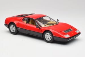 Ferrari 365 GT4/BB Rojo Kyosho 1:18 08173R Metal - imagen 6 de 8