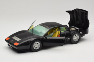 Ferrari 365 GT4 BB Negro Chrono 1:18 CH002 Metal - imagen 2 de 8