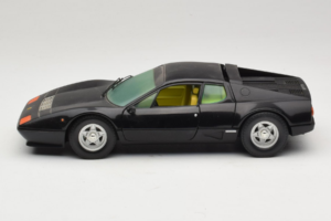 Ferrari 365 GT4 BB Negro Chrono 1:18 CH002 Metal - imagen 4 de 8