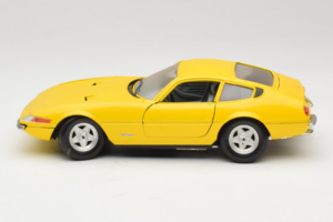 Ferrari 365 GTB/4 Daytona Amarillo Techno Giodi 1:18 40011-Y1 Metal - imagen 3 de 7