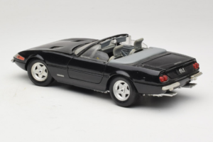 Ferrari 365 GTB/4 Daytona Descapotable Negro Techno Giodi 1:18 40011-B1 Metal - imagen 7 de 8