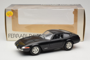 Ferrari 365 GTB/4 Daytona Negro Techno Giodi 1:18 40011-B2 Metal - imagen 8 de 8