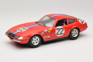 Ferrari 365 GTB/4 Daytona #22 Rojo 1969 Techno Giodi 1:18 40011-P1 Metal
