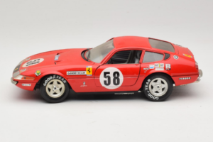 Ferrari 365 GTB/4 Daytona Berlinetta #58 Rojo Techno Giodi 1:18 40011 Metal - imagen 4 de 8