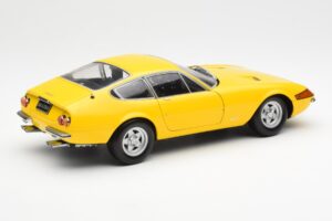 Ferrari 365 GTB/4 Daytona Amarillo Kyosho 1:18 08162Y Metal - imagen 3 de 8