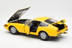 Ferrari 365 GTB/4 Daytona Amarillo Kyosho 1:18 08162Y Metal - imagen 5 de 8