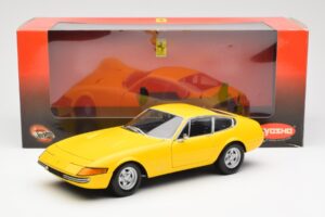 Ferrari 365 GTB/4 Daytona Amarillo Kyosho 1:18 08162Y Metal - imagen 8 de 8