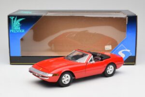 Ferrari 365 GTS Rojo Solido 1:18 8017 Metal - imagen 8 de 8