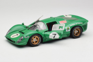 Ferrari 412P #7 Verde 24 Hours of Daytona 1967 Eagles Race 1:18 37000 Metal - imagen 2 de 8