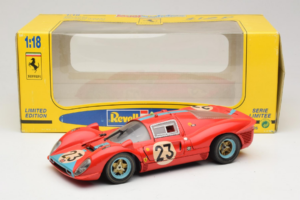 Ferrari 412P #23 W. Mairesse / J. Beurlys Le Mans 1967 Rojo Revell 1:18 48826 Metal - imagen 8 de 8