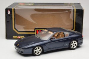 Ferrari 456 GT Azul Bburago 1:18 3036-B1 Metal - imagen 8 de 8