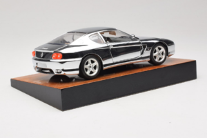 Ferrari 456 GT Chrome Silver Bburago 1:18 3746-R1 Metal - imagen 4 de 8