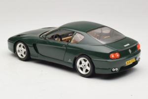 Ferrari 456 GT Verde Oscuro Bburago 1:18 3046-GR1 Metal - imagen 7 de 8