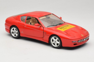Ferrari 456 GT Ferrari Model Club Rojo Bburago 1:18 3036-P1 Metal - imagen 6 de 8
