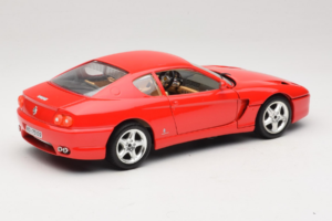 Ferrari 456 GT Rojo Bburago 1:18 3046-R1 Metal - imagen 3 de 8