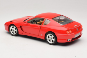 Ferrari 456 GT Rojo Bburago 1:18 3046-R1 Metal - imagen 7 de 8