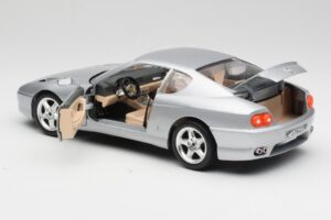 Ferrari 456 GT Plata Bburago 1:18 3036-M2 Metal - imagen 5 de 8