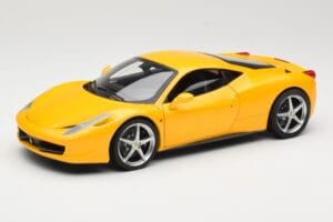 Ferrari 458 Italia Amarillo Hot Wheels 1:18 P9894 Metal