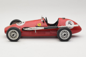 Ferrari 500 F2 #16 Tonka 1:16 6717 Metal - imagen 3 de 6