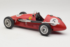 Ferrari 500 F2 #16 Tonka 1:16 6717 Metal - imagen 5 de 6