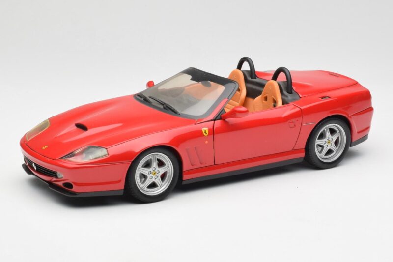 Ferrari 550 Barchetta Pininfarina Rojo Bburago 1:18 327660 Metal