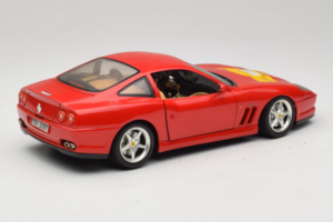 Ferrari 550 Maranello 22 Jahre Ferrari Model Club Rojo Bburago 1:18 3064-P2 Metal - imagen 3 de 8