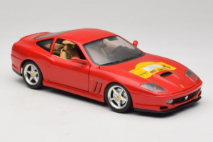 Ferrari 550 Maranello 22 Jahre Ferrari Model Club Rojo Bburago 1:18 3064-P2 Metal - imagen 6 de 8