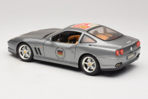 Ferrari 550 Maranello 25 Ferrari Model Club Plata Bburago 1:18 3344-S1 Metal - imagen 6 de 7
