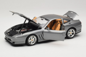 Ferrari 550 Maranello 25 Jahre Ferrari Model Club Plata 2a Versión Bburago 1:18 3064-S1 Metal - imagen 2 de 8