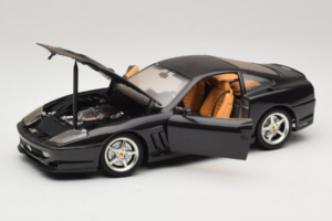 Ferrari 550 Maranello Negro Metalizado Bburago 1:18 3344-B1 Metal - imagen 2 de 8