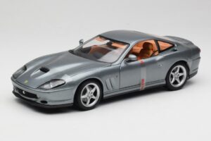 Ferrari 550 Maranello Gris Metallic Maisto 1:18 4839 Metal