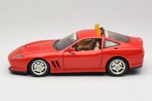 Ferrari 550 Maranello Safety Car Rosso Corsa Bburago 1:18 3064-P1 Metal - imagen 4 de 8