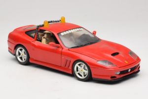 Ferrari 550 Maranello Safety Car Rosso Corsa Bburago 1:18 3064-P1 Metal - imagen 6 de 8