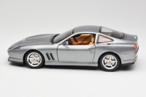 Ferrari 550 Maranello Plata Bburago 1:18 3344 Metal - imagen 4 de 8