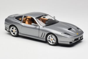 Ferrari 550 Maranello Plata Bburago 1:18 3344 Metal - imagen 6 de 8