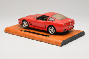 Ferrari 550 Maranello Technik Museum Speyer Edition Bburago 1:18 B001 Metal - imagen 7 de 8