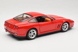 Ferrari 575M Maranello Rojo Hot Wheels 1:18 54937 Metal - imagen 3 de 8