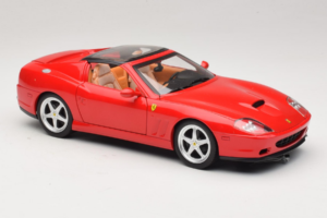 Ferrari 575M Superamerica Rojo Hot Wheels 1:18 J2858 Metal - imagen 6 de 8