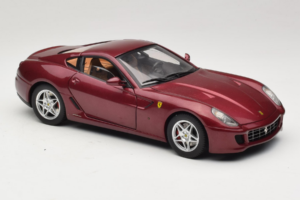 Ferrari 599 GTB Fiorano Rojo Oscuro Hot Wheels 1:18 M1200 Metal - imagen 6 de 8