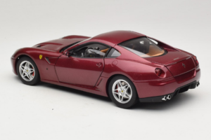 Ferrari 599 GTB Fiorano Rojo Oscuro Hot Wheels 1:18 M1200 Metal - imagen 7 de 8