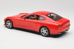 Ferrari 612 Scaglietti Rosso Corsa Hot Wheels 1:18 B6047 Metal - imagen 7 de 8