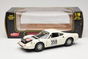 Ferrari Dino 246 GT Blanco Anson 1:18 3580 Metal - imagen 8 de 8