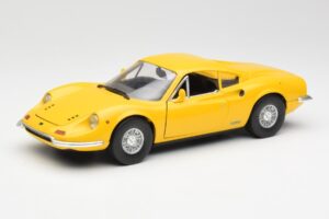 Ferrari Dino 246 GT Amarillo Anson 1:18 30301W Metal